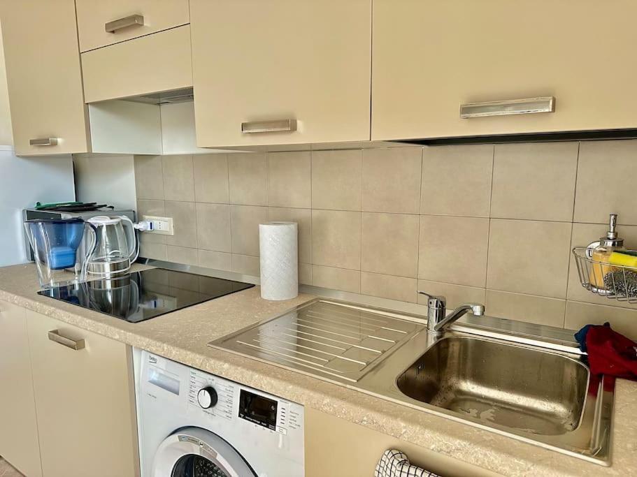 Graziosa Casa In Centro Storico Apartment Genua